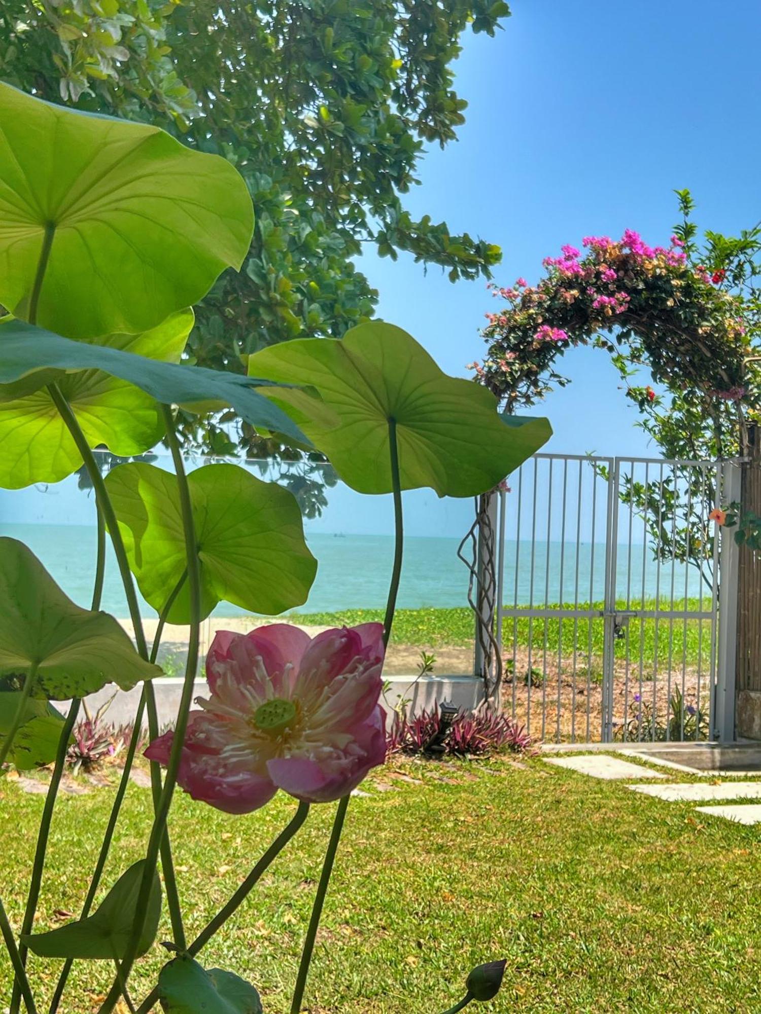 Smell Rose Beach Garden Бату-Ферринги Экстерьер фото